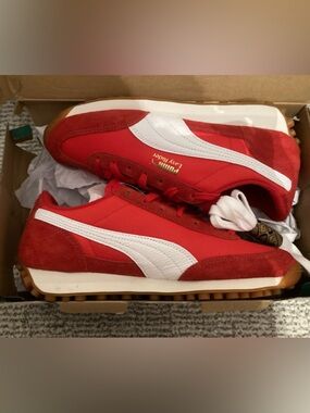 PUMA Red Easy Rider Classic women’s Sneakers - New in Box